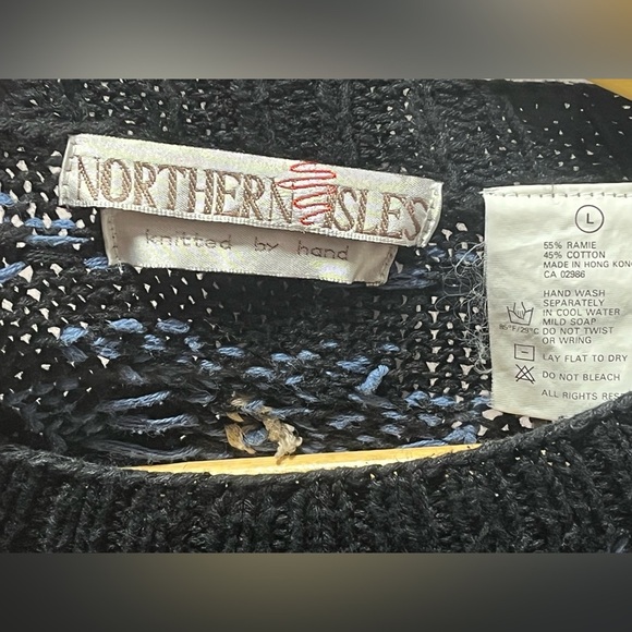 Hand knitted men’s sweater size Large - Picture 3 of 3